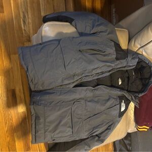 The North Face Men's Charcoal Puffer Jacket